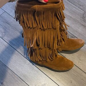 Minnetonka Brown 3 Layer Fringe Boots